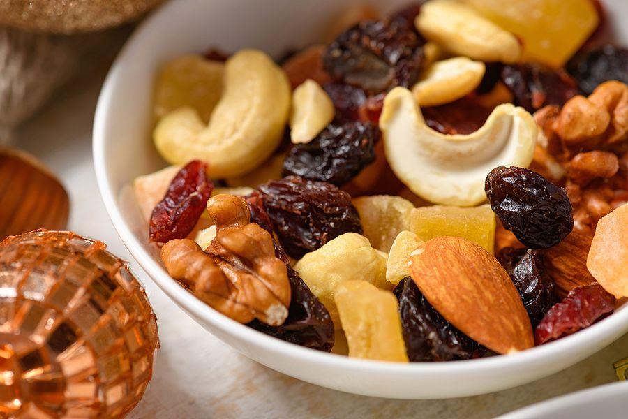 Healthier snacks this Christmas – Nuts and Dried Fruit